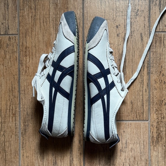 Onitsuka Tiger Mexico 66 by Asics Men's Cream and Navy Sneakers - Picture 4 of 5